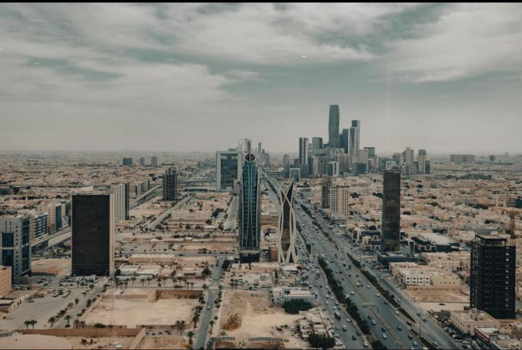 Apartment فاخر في برج رافال - Burj Rafal *