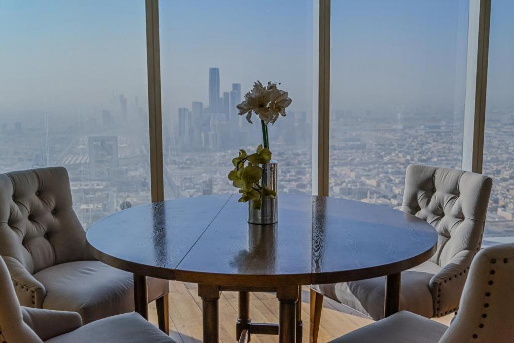 Apartment فاخر في برج رافال - Burj Rafal *